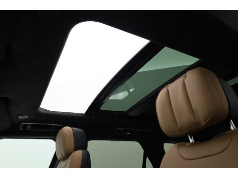 Land Rover Range Rover Sport P550e Autobiography PHEV | Achterasbesturing | Luchtvering | Black Pack | Massage + Ventilatie | Elek. Trekhaak | Comfort Pack| 23'' |