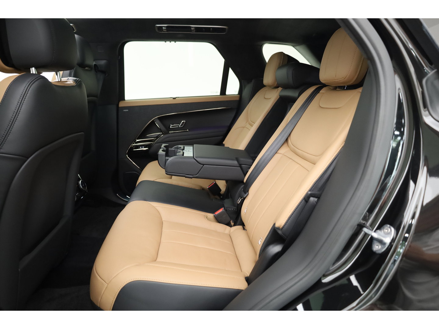 Land Rover Range Rover Sport P550e Autobiography PHEV | Achterasbesturing | Luchtvering | Black Pack | Massage + Ventilatie | Elek. Trekhaak | Comfort Pack| 23'' |