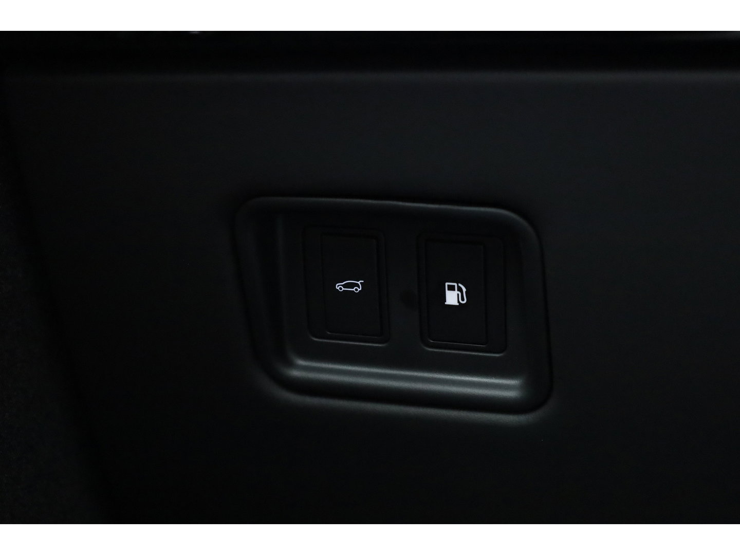 Land Rover Range Rover Sport P550e Autobiography PHEV | Achterasbesturing | Luchtvering | Black Pack | Massage + Ventilatie | Elek. Trekhaak | Comfort Pack| 23'' |