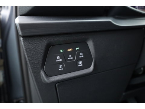 CUPRA Formentor 1.4 e-Hybrid VZ Performance | Rijklaar! | Adapt. Cruise | Camera + PDC | Stoel- Stuurverw. | All Season | 19'' | Navi