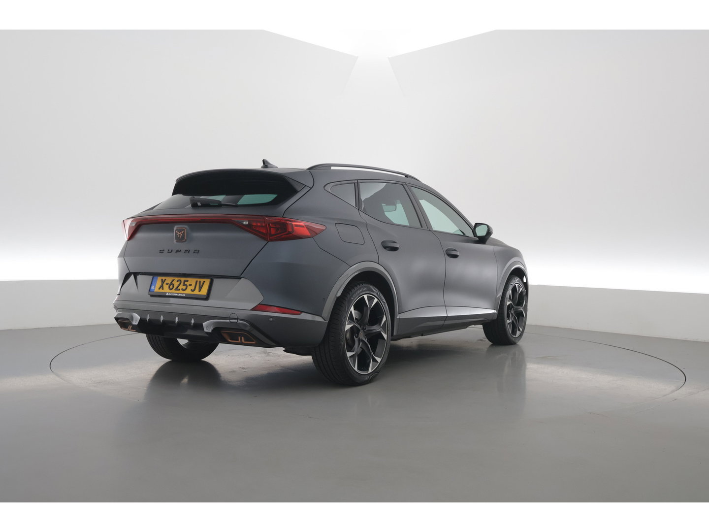 CUPRA Formentor 1.4 e-Hybrid VZ Performance | Rijklaar! | Adapt. Cruise | Camera + PDC | Stoel- Stuurverw. | All Season | 19'' | Navi