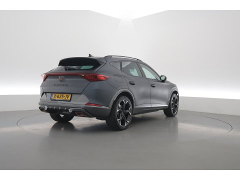 CUPRA Formentor 1.4 e-Hybrid VZ Performance | Rijklaar! | Adapt. Cruise | Camera + PDC | Stoel- Stuurverw. | All Season | 19'' | Navi