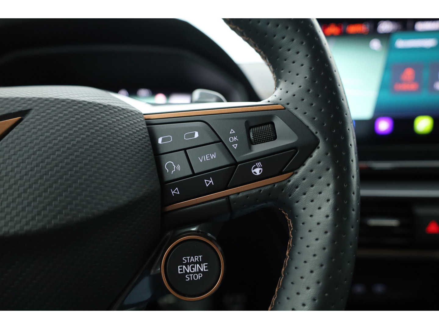CUPRA Formentor 1.4 e-Hybrid VZ Performance | Rijklaar! | Adapt. Cruise | Camera + PDC | Stoel- Stuurverw. | All Season | 19'' | Navi