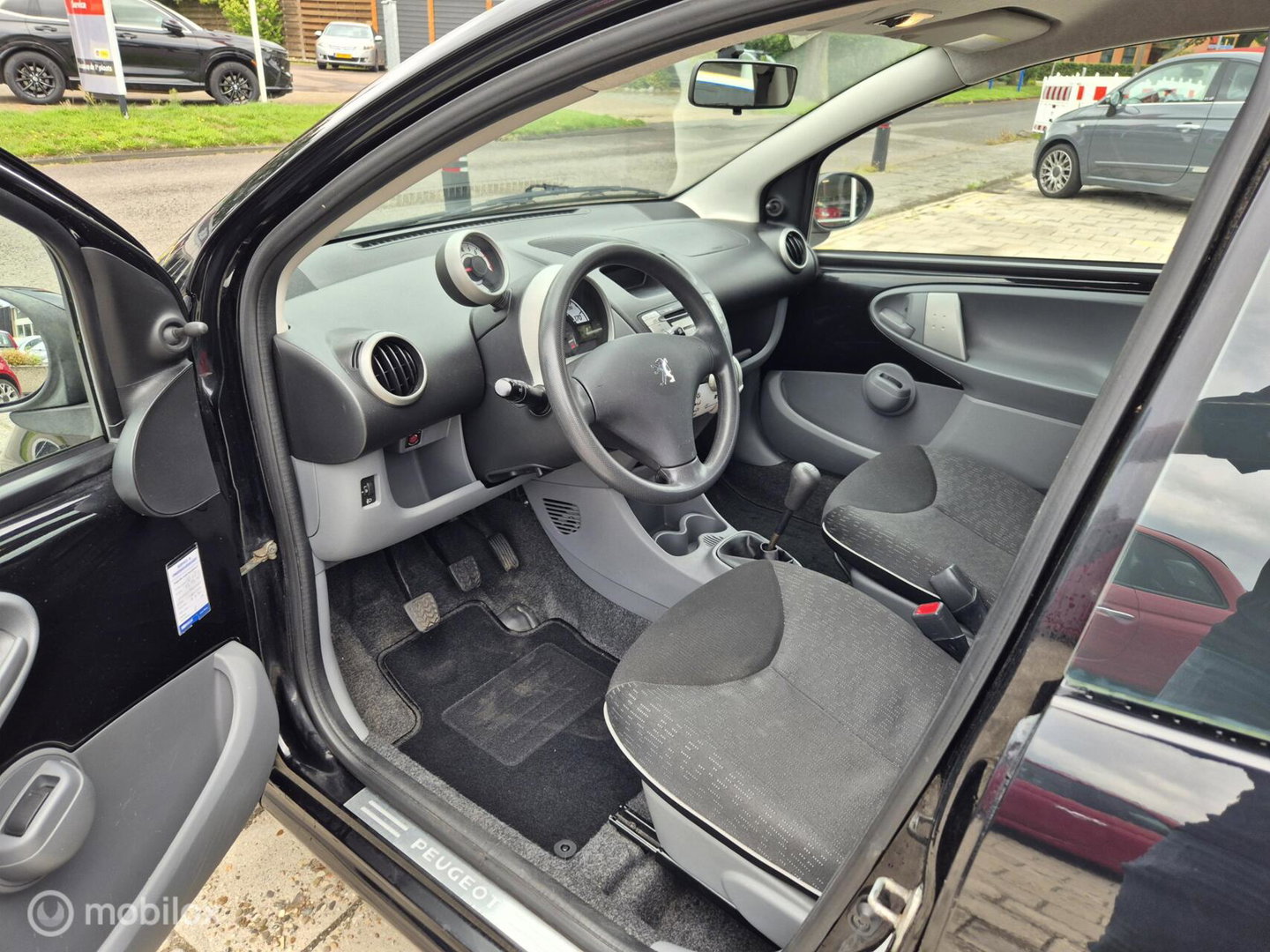 Peugeot 107 1.0-12V Millesim 200, Trekhaak, Airco, NAP, 5Drs