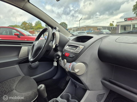 Peugeot 107 1.0-12V Millesim 200, Trekhaak, Airco, NAP, 5Drs