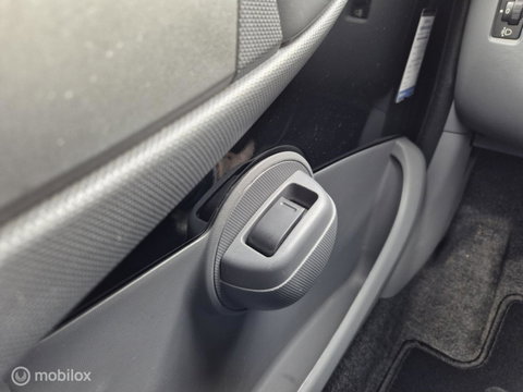 Peugeot 107 1.0-12V Millesim 200, Trekhaak, Airco, NAP, 5Drs
