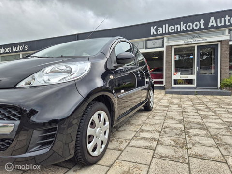 Peugeot 107 1.0-12V Millesim 200, Trekhaak, Airco, NAP, 5Drs