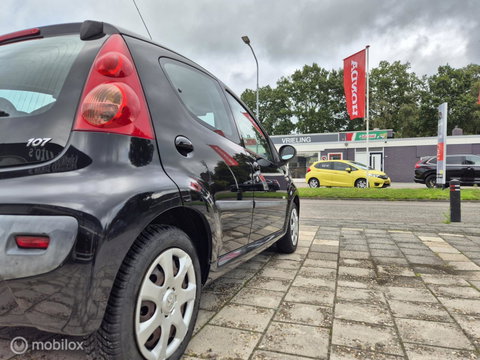 Peugeot 107 1.0-12V Millesim 200, Trekhaak, Airco, NAP, 5Drs