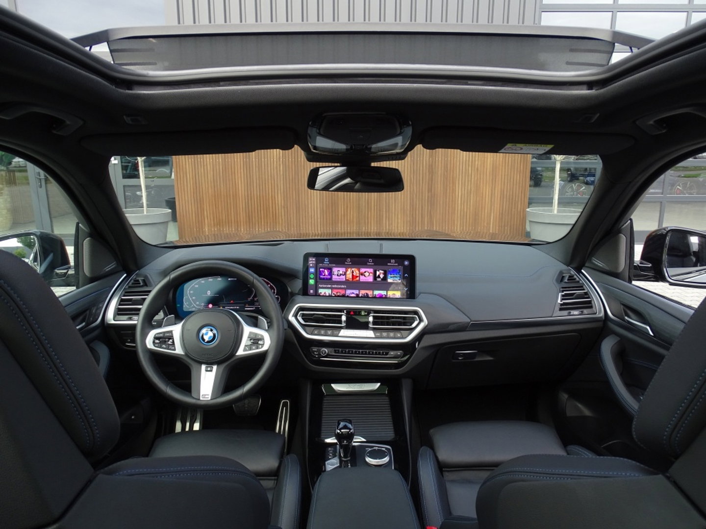 BMW X3 30e X-Drive 292PK M-Sport / M-Stoel / Harman Kardon / 360° / Laser / Pano