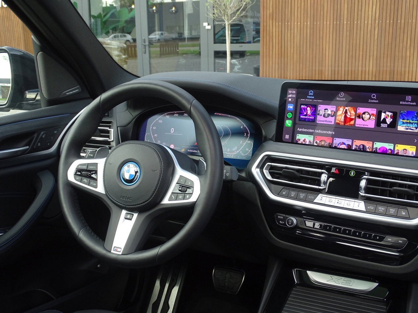 BMW X3 30e X-Drive 292PK M-Sport / M-Stoel / Harman Kardon / 360° / Laser / Pano