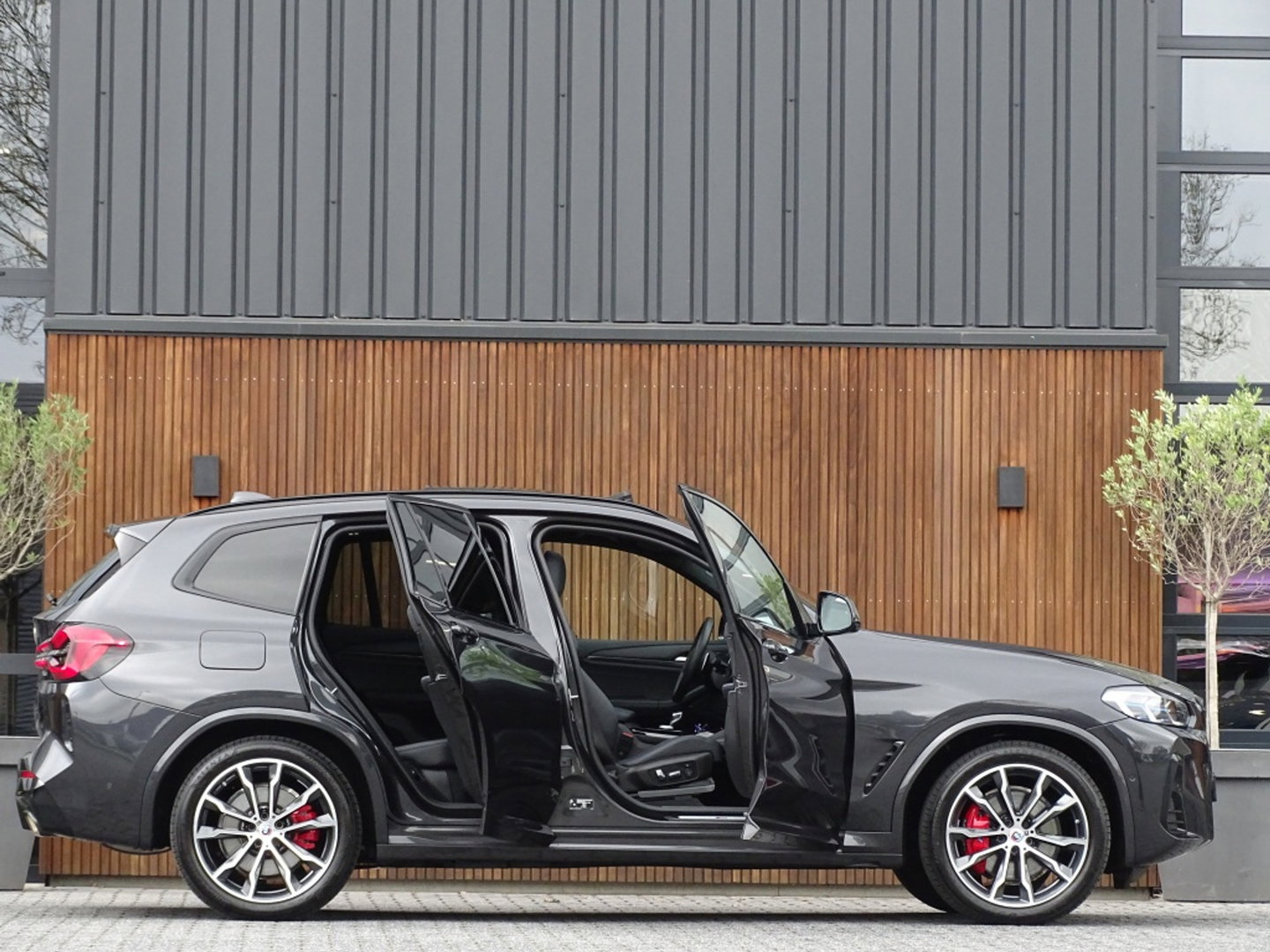 BMW X3 30e X-Drive 292PK M-Sport / M-Stoel / Harman Kardon / 360° / Laser / Pano