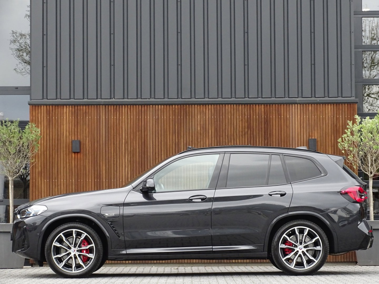 BMW X3 30e X-Drive 292PK M-Sport / M-Stoel / Harman Kardon / 360° / Laser / Pano