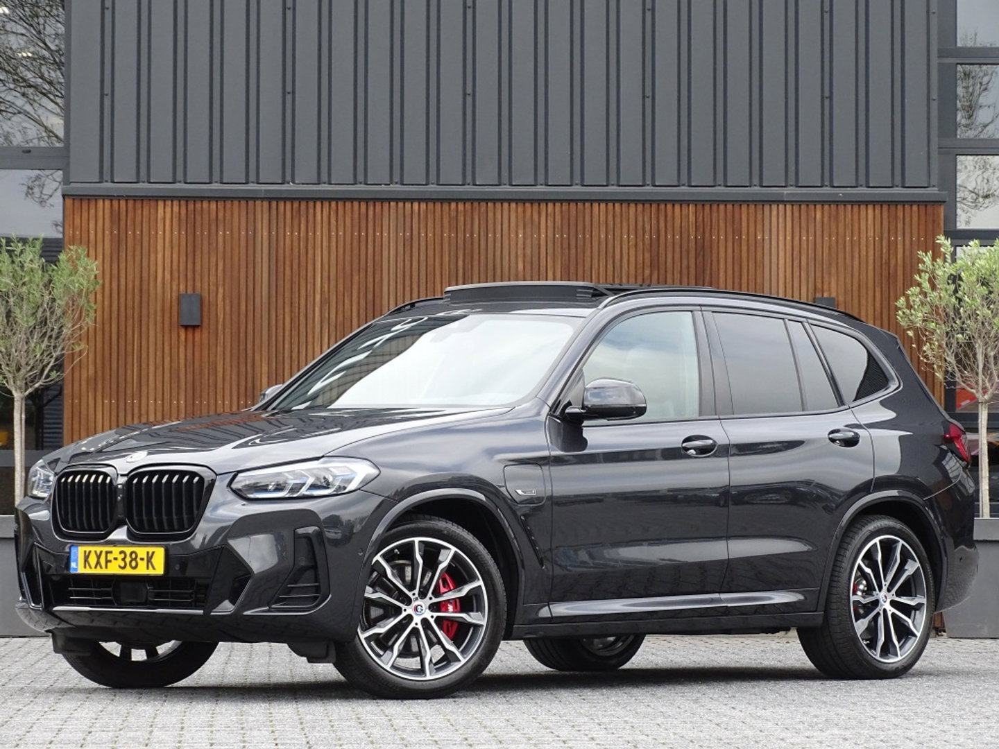 BMW X3 30e X-Drive 292PK M-Sport / M-Stoel / Harman Kardon / 360° / Laser / Pano