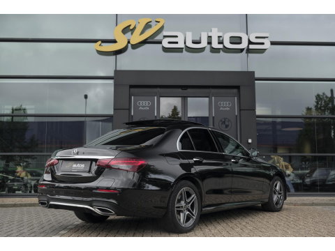 Mercedes-Benz E-Klasse E300e AMG 320pk Panoramadak Burmester Widescreen Leder NLauto 1e Eigenaar!