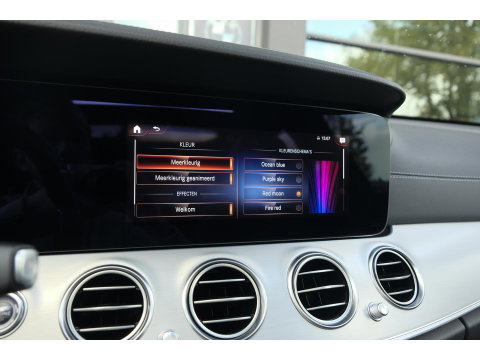 Mercedes-Benz E-Klasse E300e AMG 320pk Panoramadak Burmester Widescreen Leder NLauto 1e Eigenaar!