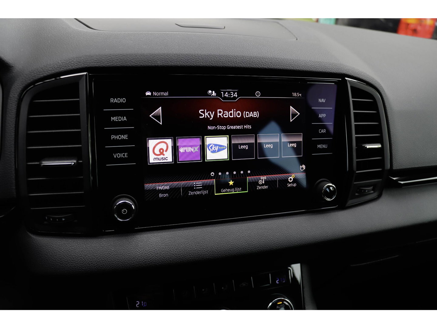 Škoda Karoq 1.5 TSI ACT Sportline Business 150PK DSG