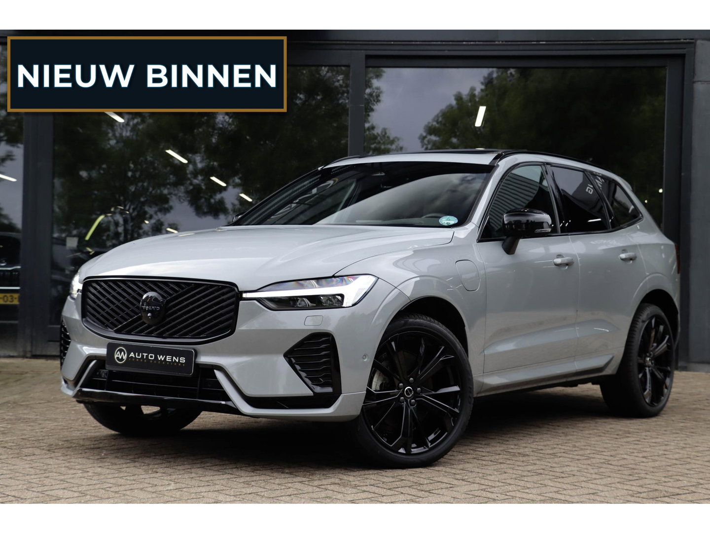 Volvo XC60 T6 AWD Ultra Black Edition Pano 360cam Harman Kardon Alarm klasse 3