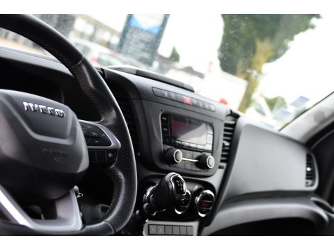 Iveco Daily 35C16V 2.3 352 H2 Edition Camera, Cruise, Airco, 3500kg Trekhaak, LED, Clima ,Radio, 160pk, Uniek!