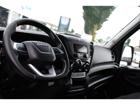 Iveco Daily 35C16V 2.3 352 H2 Edition Camera, Cruise, Airco, 3500kg Trekhaak, LED, Clima ,Radio, 160pk, Uniek!