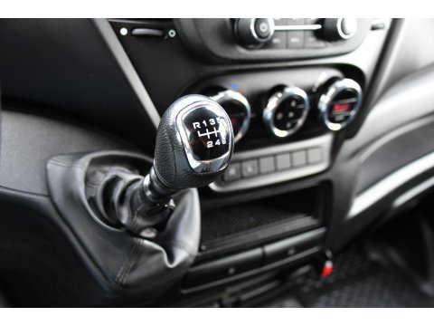 Iveco Daily 35C16V 2.3 352 H2 Edition Camera, Cruise, Airco, 3500kg Trekhaak, LED, Clima ,Radio, 160pk, Uniek!