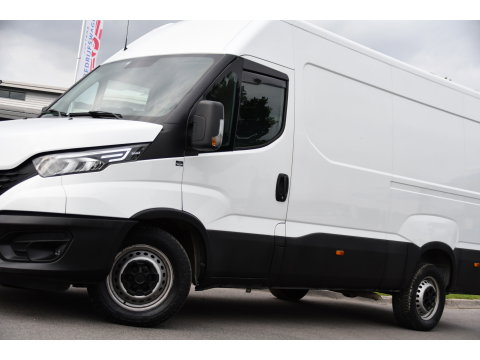 Iveco Daily 35C16V 2.3 352 H2 Edition Camera, Cruise, Airco, 3500kg Trekhaak, LED, Clima ,Radio, 160pk, Uniek!