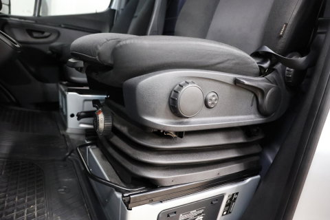 Mercedes-Benz Sprinter 317 L1H1 170PK 2000KG TREKVERMOGEN