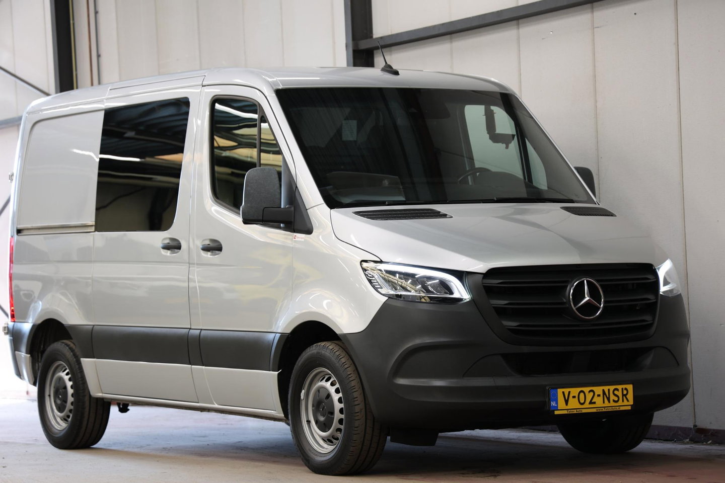 Mercedes-Benz Sprinter 317 L1H1 170PK 2000KG TREKVERMOGEN