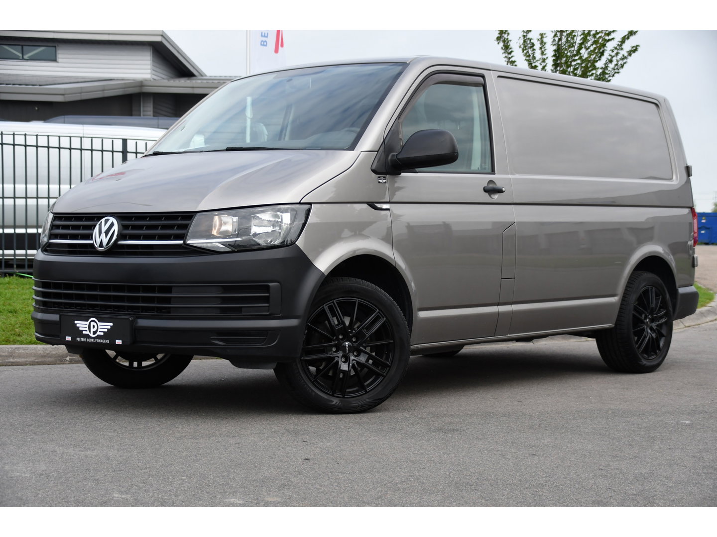 Volkswagen Transporter 2.0 TDI L1H1 PB Edition Camera, Airco, Trekhaak, Multimedia, 85pk, Radio, Uniek!