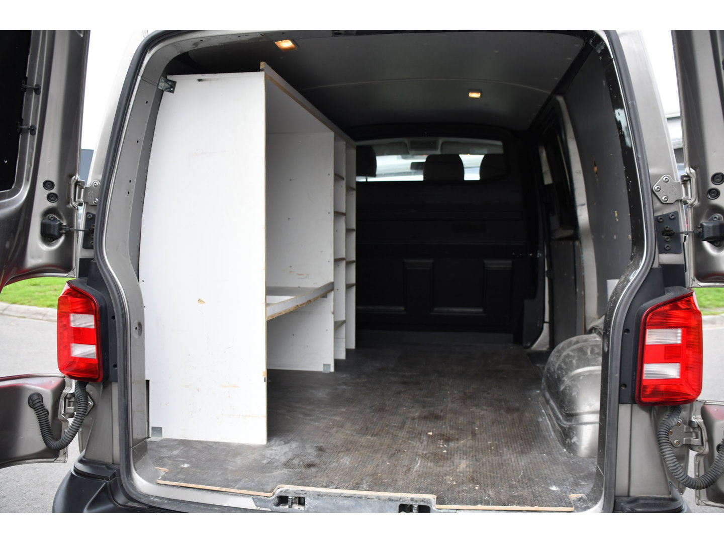 Volkswagen Transporter 2.0 TDI L1H1 PB Edition Camera, Airco, Trekhaak, Multimedia, 85pk, Radio, Uniek!