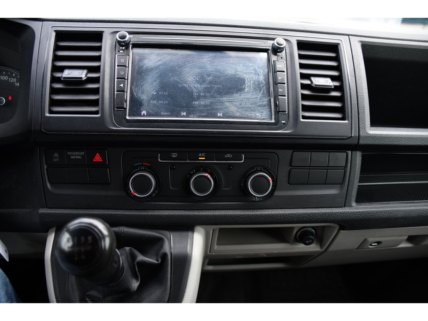 Volkswagen Transporter 2.0 TDI L1H1 PB Edition Camera, Airco, Trekhaak, Multimedia, 85pk, Radio, Uniek!
