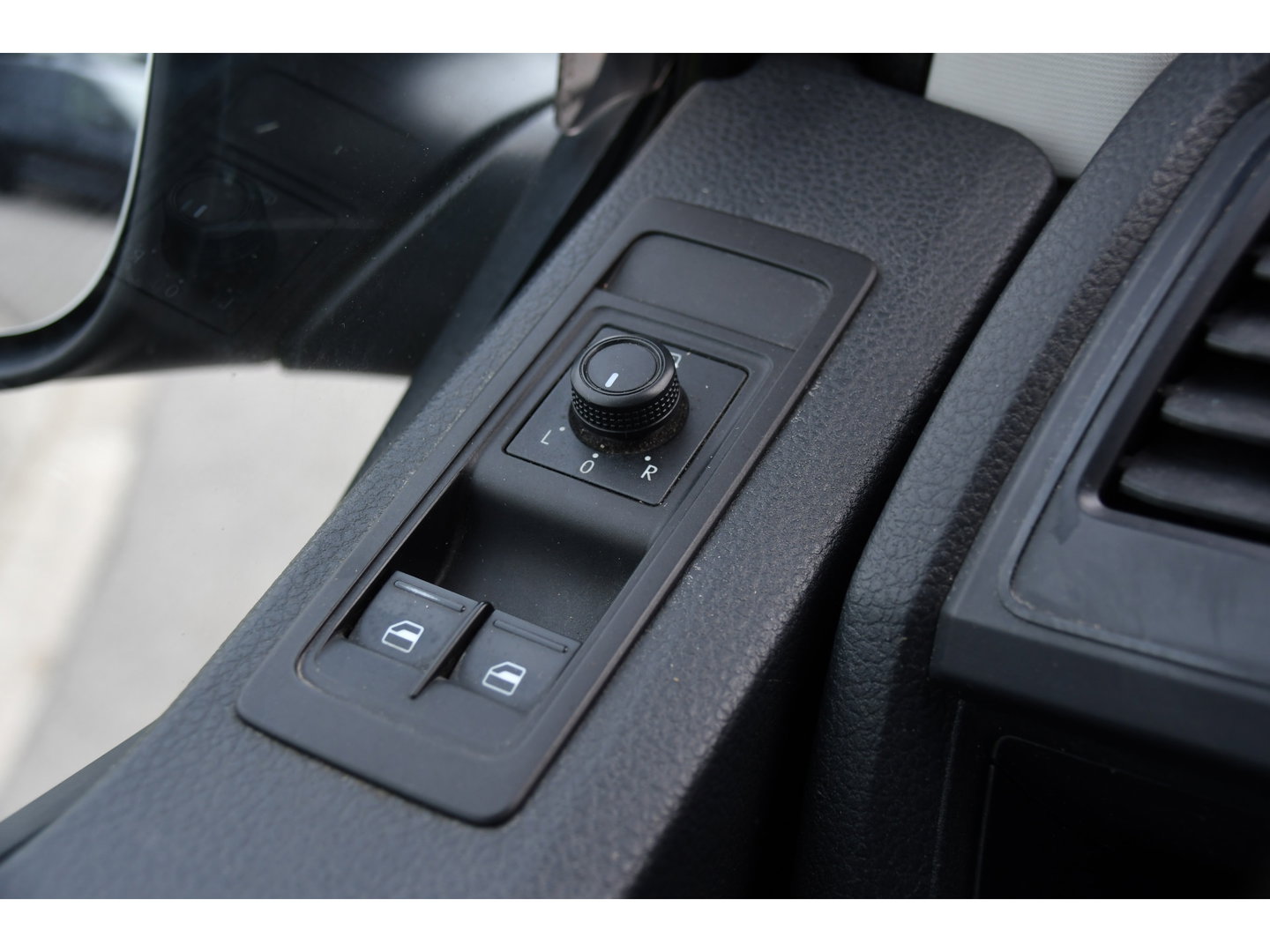 Volkswagen Transporter 2.0 TDI L1H1 PB Edition Camera, Airco, Trekhaak, Multimedia, 85pk, Radio, Uniek!