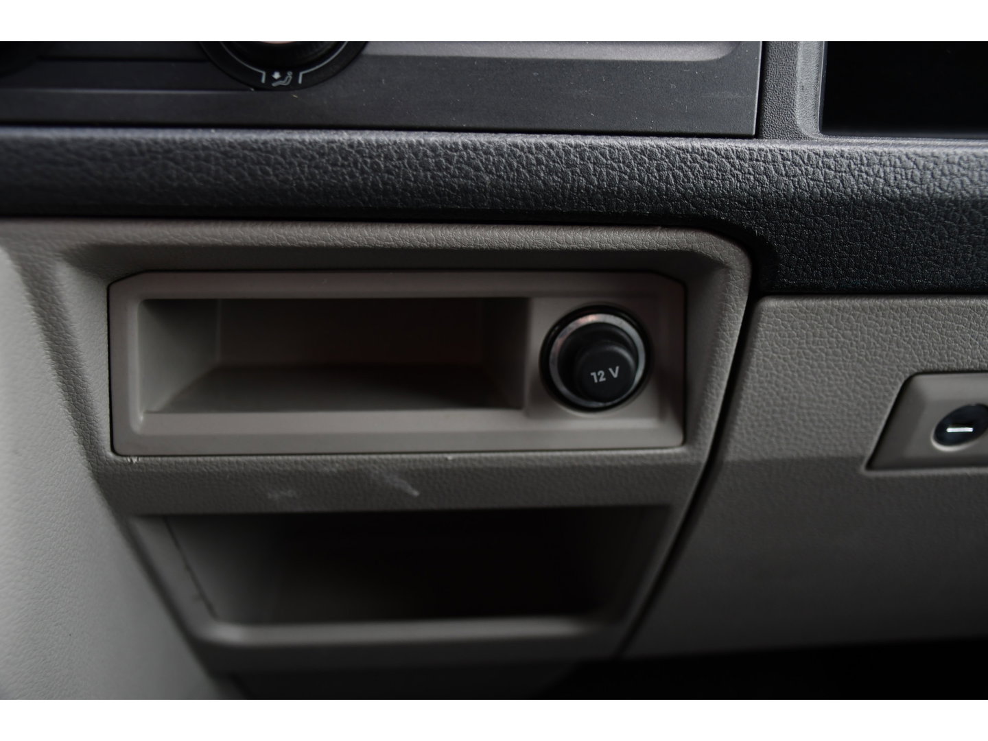 Volkswagen Transporter 2.0 TDI L1H1 PB Edition Camera, Airco, Trekhaak, Multimedia, 85pk, Radio, Uniek!