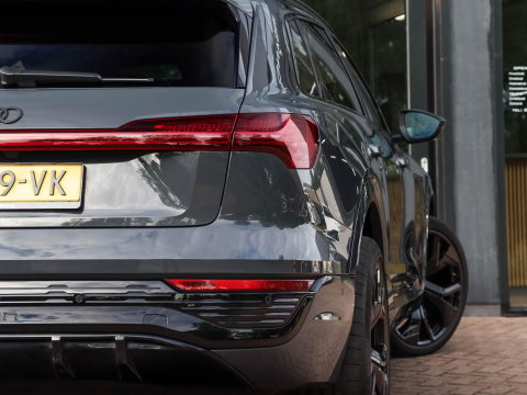 Audi Q8 e-tron 55 quattro S Edition 115 kWh 23 Inch | NL-auto | SoH 98%