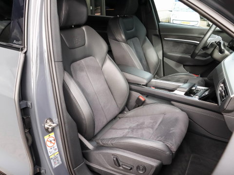 Audi Q8 e-tron 55 quattro S Edition 115 kWh 23 Inch | NL-auto | SoH 98%
