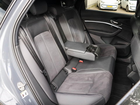 Audi Q8 e-tron 55 quattro S Edition 115 kWh 23 Inch | NL-auto | SoH 98%