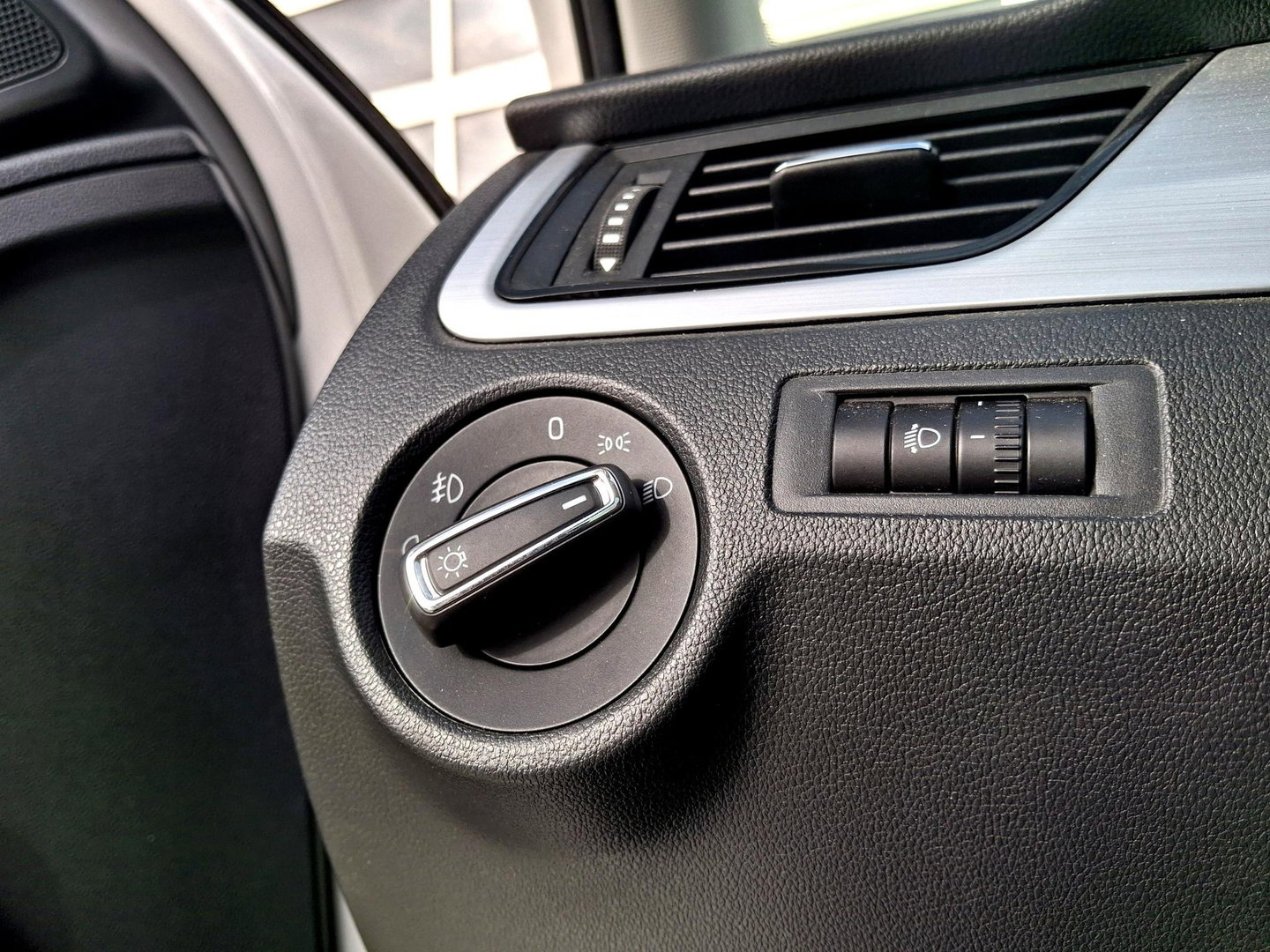 Škoda Rapid Spaceback 1.0 TSI Greentech Drive ** NET BINNENGEKOMEN | PANO | CRUISE | STOELVERWARMING | TREKHAAK