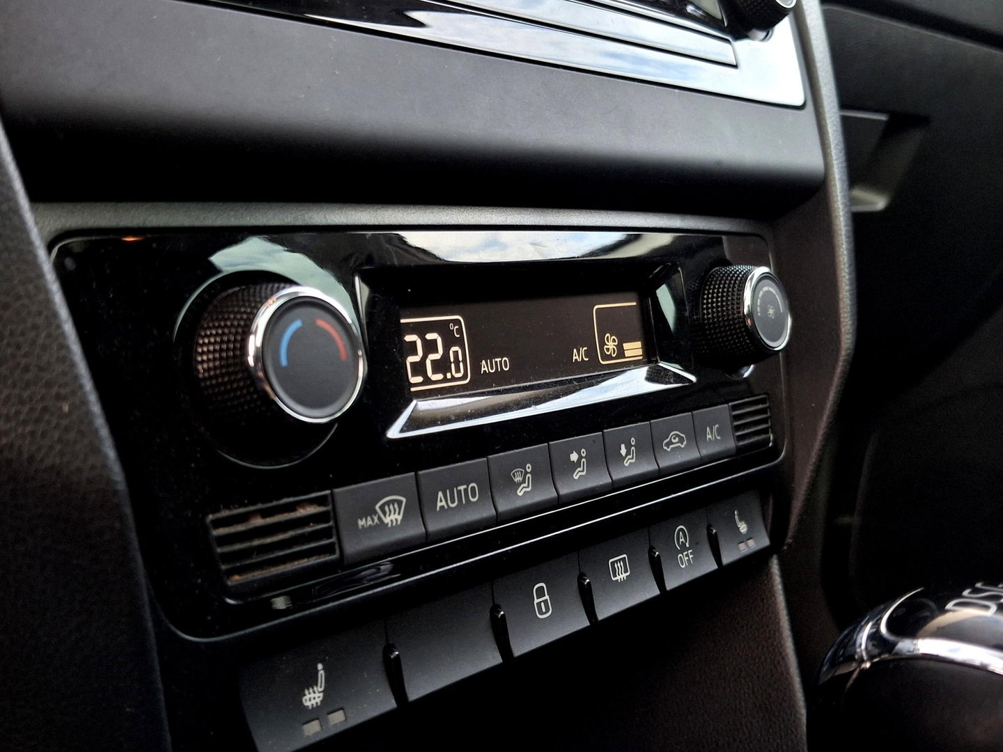 Škoda Rapid Spaceback 1.0 TSI Greentech Drive ** NET BINNENGEKOMEN | PANO | CRUISE | STOELVERWARMING | TREKHAAK