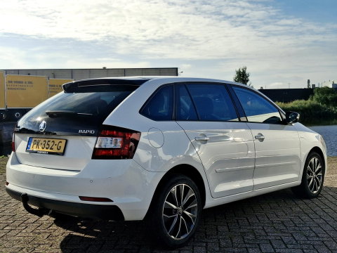 Škoda Rapid Spaceback 1.0 TSI Greentech Drive ** NET BINNENGEKOMEN | PANO | CRUISE | STOELVERWARMING | TREKHAAK