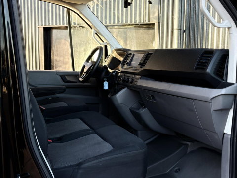 Volkswagen Crafter 35 2.0 TDI L5H3 177PK AUTOMAAT MARGE | ADAPTIVE CRUISE | LUCHTVERING | ZWART | VOORRUITVERWARMING | IMPERIAL