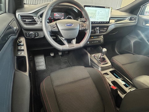 Ford FOCUS Wagon 1.0 EcoBoost Hybrid ST Line ACC|Applecarplay|Camera|17inch velgen|Dodehoekdetectie