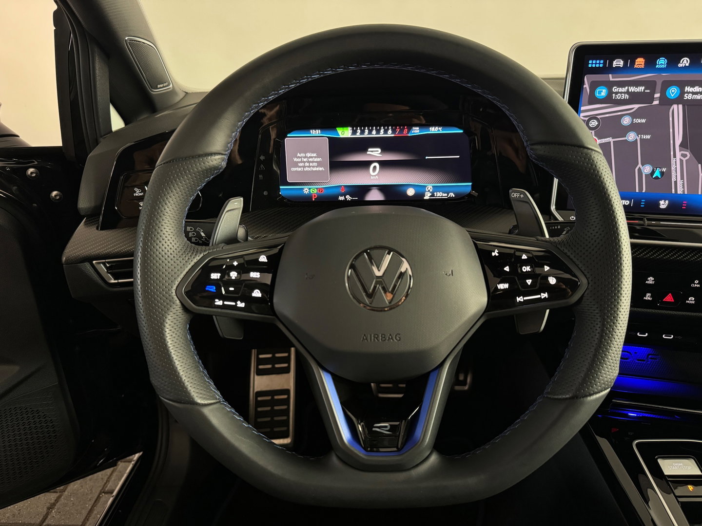 Volkswagen Golf 2.0 TSI 4Motion R Black Edition Pano|Akra|Memory|360