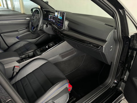 Volkswagen Golf 2.0 TSI 4Motion R Black Edition Pano|Akra|Memory|360