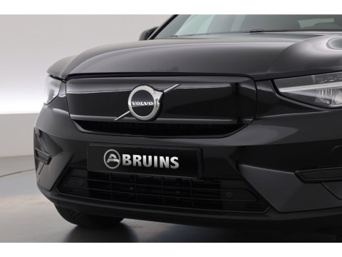 Volvo XC40 Single Motor Extended Range Plus 82 kWh | Rijklaar! | Dig. Cockpit | Bliss | Pilot Assist | Stuur- Stoelverw. | Camera+PDC | Google | App.Connect | Elek. Klep | Led | LM V