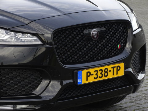 Jaguar F-Pace 3.0 S/C S 381PK / ACC / LED