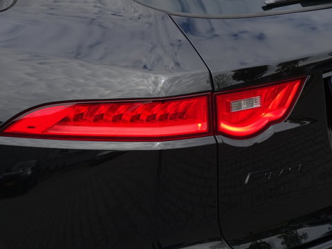 Jaguar F-Pace 3.0 S/C S 381PK / ACC / LED