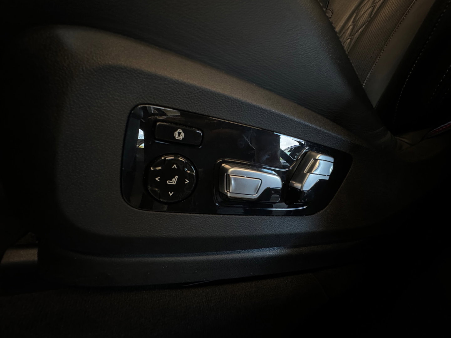 BMW X5 XDrive50e Pano|Carbon|BTW|M-Seats|H/K|Trekhaak|Keyless