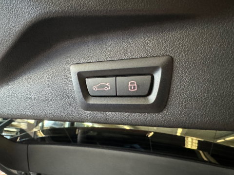 BMW X5 XDrive50e Pano|Carbon|BTW|M-Seats|H/K|Trekhaak|Keyless