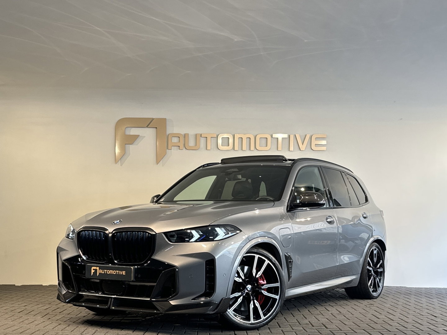 BMW X5 XDrive50e Pano|Carbon|BTW|M-Seats|H/K|Trekhaak|Keyless