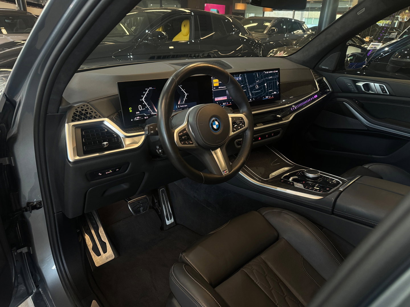 BMW X5 XDrive50e Pano|Carbon|BTW|M-Seats|H/K|Trekhaak|Keyless