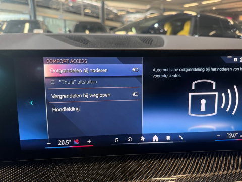 BMW X5 XDrive50e Pano|Carbon|BTW|M-Seats|H/K|Trekhaak|Keyless